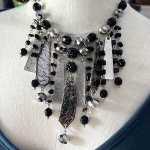Western Style Bead & Metal Neclace